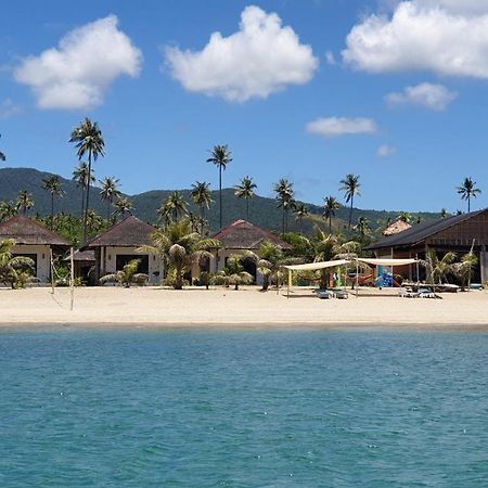 Footprints Beach Resort Agpudlos Esterno foto